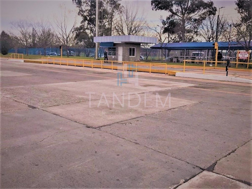 Imagen 7 de 8 de Excelentes Depósitos En Predio Cerrado En Au Del Buen Ayre Y La 201- Hurlingham