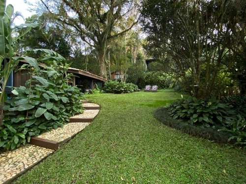 Imagem 1 de 15 de Aconchegante Casa No Canto Da Lagoa Em Condomínio Fechado - 4026