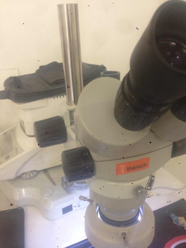 Microscopio Profesional Tharium
