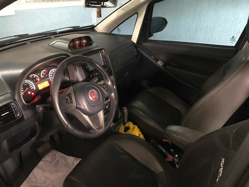 Fiat Idea 2016 1.8 16v Adventure Flex Dualogic 5p