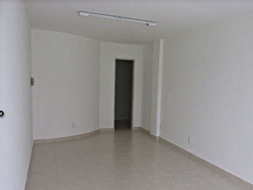 Loja Para Aluguel Na Asa Norte Cln 212 - Lj00092 - 69025156