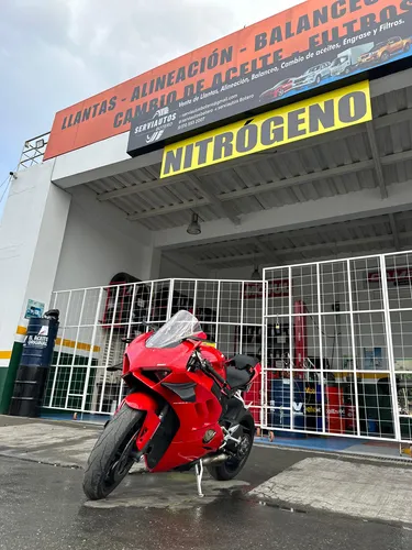 Ducati Panigale V4