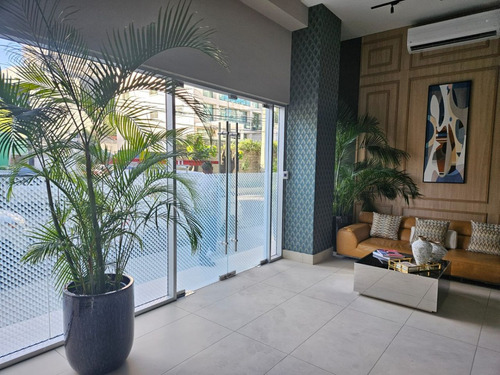 Apartamento A Estrenar En Torre De Lujo En El Exclusivo Sector De Piantini, Santo Domingo, 2 Habitaciones