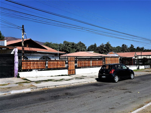 Casa En Venta De 4d 3b, En La Calera. Región De Valparaíso.