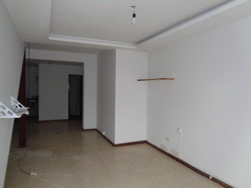 Imagen 4 de 9 de Local - Fisherton - Chazarreta Y Donado- 31 M2 -bajisimos Impuestos- Posibilidad De Financiar!