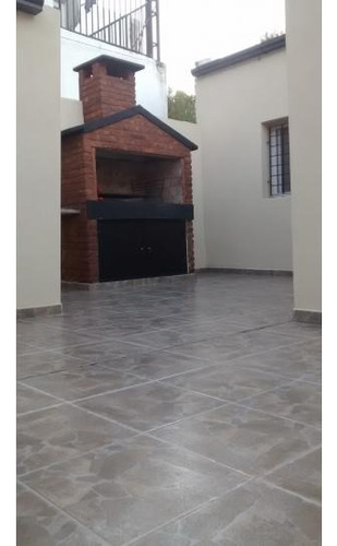 Impecable Casa De Pasillo Única En Zona Sur