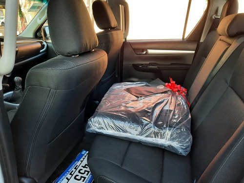 Toyota Hilux 2.8 Cd Sr 177cv 4x4