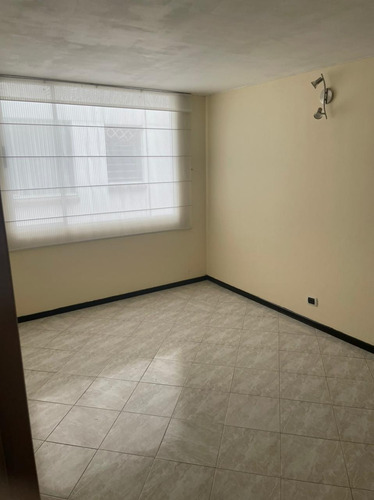 Imagen 3 de 9 de Vendo Apartartamen Cedritos Bogota Con Ascensor Oportunidad