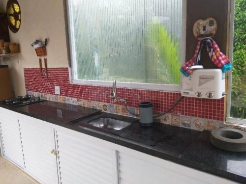 Chácara Em Itariri Com 4 Dorm 2 Suíte Com Contrato 7895