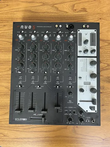 最終値下げ！　ECLER エクラー　nuo5 djミキサー　一部難あり Mixer Dj 5 Canais Ecler Nuo 5 | MercadoLivre