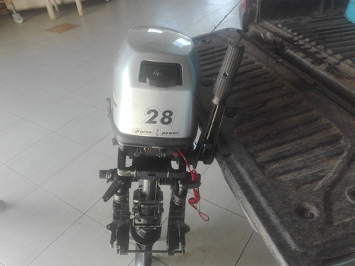 Motor Fuera De Borda Titan 28 Hp Impecable