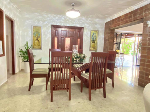 Imagen 5 de 18 de Venta De Casa. En Las Praderas Distrito Nacional