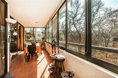 Departamento En Venta De 4 Dorm. En Providencia