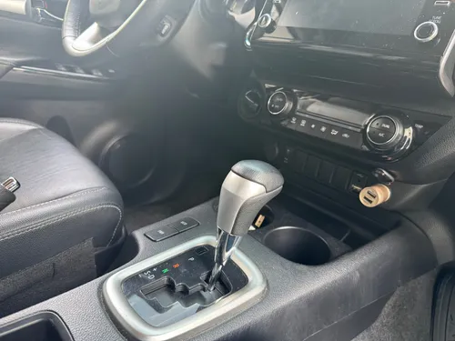 Toyota Hilux 2.4 Diésel 4X4