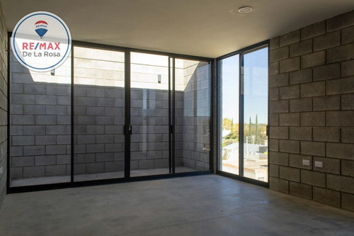 Imagen 6 de 16 de Penthouse Tipo Industrial En Venta Fraccionamiento Jacarandas - (2)