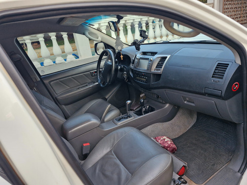 Toyota Hilux 3.0 Srv Cab. Dupla 4x4 Aut. 4p
