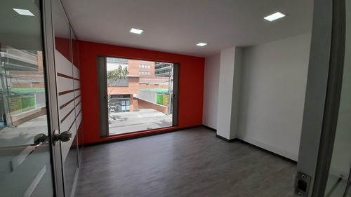 Oficina En Arriendo En Chico 21-1975 C.o