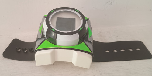 Reloj Ovmitrix Ben 10 Pantalla Digital Sonidos Español Verde Lima (Usado)