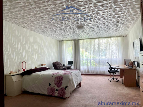 Casa En Venta En Arcos De Guadalupe Zapopan