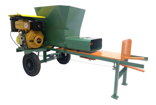 Imagem 4 de 5 de Enfardadeira De Silagem Diesel Docampo
