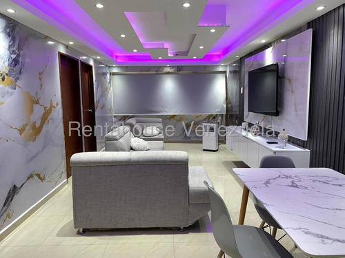 Apartamento En Venta Caricuao 25-21303
