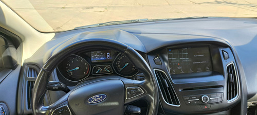 Ford Focus III 2.0 Sedan Se Plus Mt