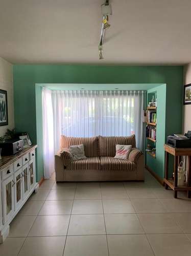 Imagen 3 de 14 de Casa En Banco Provincia