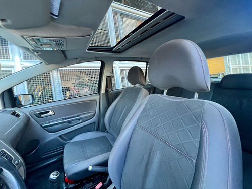 Volkswagen Fox 1.6 Vht Highline Total Flex 5p