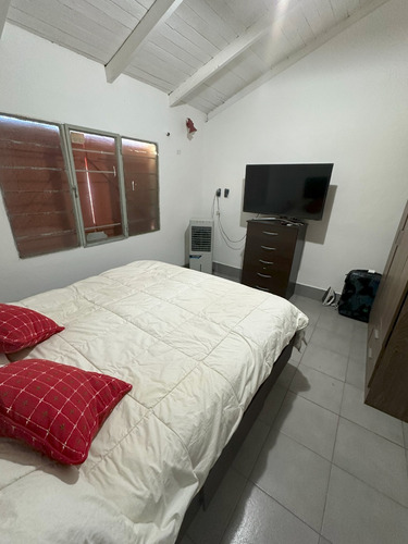 Casa En Virrey Del Pino A Pasos De Ruta 3