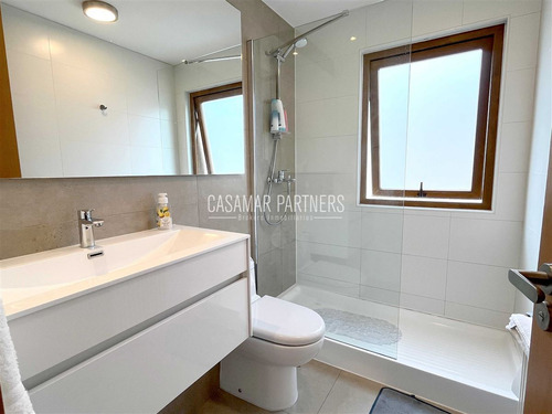 Casa En Arriendo De 4 Dorm. En Colina