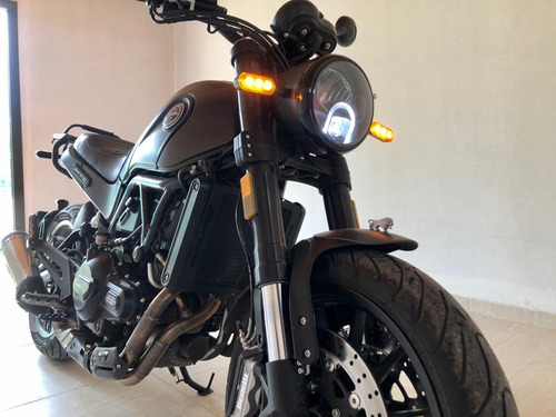 Benelli Leoncino 500