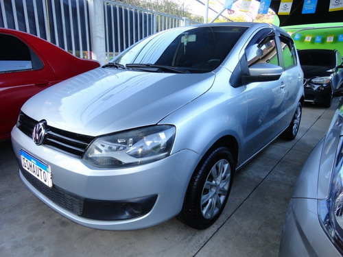 Imagem 1 de 11 de Volkswagen Fox 1.6 Vht Total Flex 5p