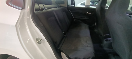 Imagen 9 de 14 de Chevrolet Onix Ls