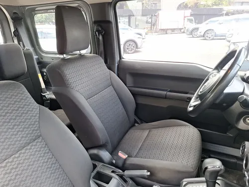 Suzuki Jimny Glx At