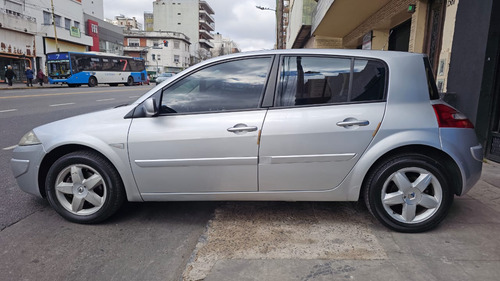 Renault Megane 2 Bicuerpo 1.9 Dynamique Dci Diesel Tarjetero