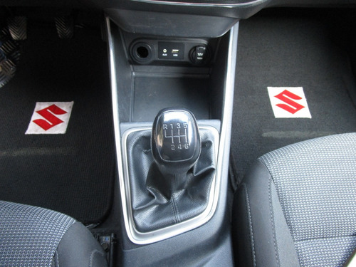 Imagen 9 de 15 de Hyundai Accent 4p Gl Mid 1.6l,tm6,a/ac.,ve,ra15