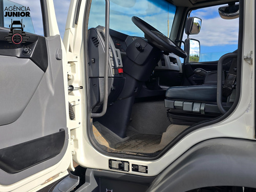 Volvo Vm 330 Ano 2020 Traçado Roll-on Roll-off Ano 2025