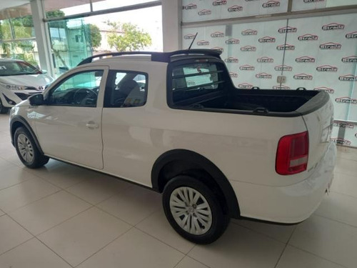 Imagem 7 de 10 de Volkswagen Saveiro Robust 1.6 Total Flex 8v Cd