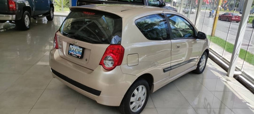 Imagen 4 de 9 de Chevrolet Aveo Lt