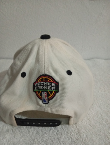 Gorra Basket Spurs San Antonio Blanco Y Negro Ajustable Lisa (Usado)