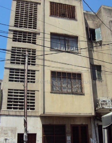 Edificio De Cuatro Plantas, Venta Parroquia Altagracia Mls #23-13121