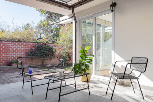 Casa Renovada Y Gran Terreno En Ñuñoa
