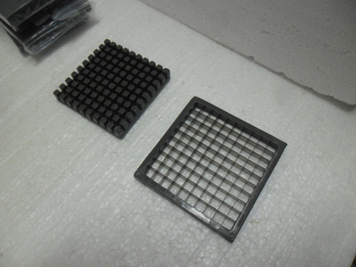 Imagen 2 de 4 de Repuesto Cortador De Legumbres Navaja Y Presionador 8x8 Mm