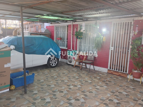 Casa En Venta De 3 Dorm. En La Florida