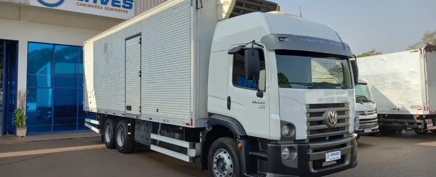 Volkswagen 24.280 Costellation