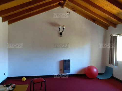 Imagen 26 de 26 de Casa + 2 Departamos En Venta Ubicado En Jardín Botánico, Bariloche, Patagonia