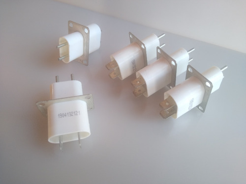 Soquete Plug P/ Magnetron Microondas 4 Peças Novo (Usado)