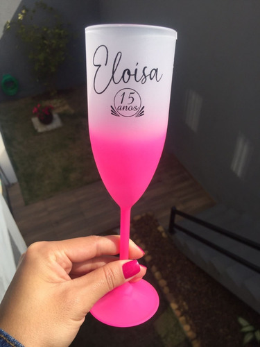 Imagem 3 de 4 de 20 Taças Champanhe 170 Ml Degradê E Personalizada Com 1 Cor