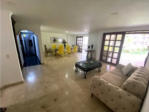Vendemos Casa Parte Alta Del Poblado