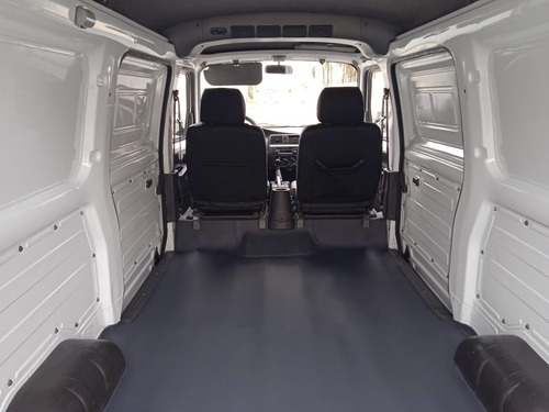 Imagen 5 de 13 de Chevrolet N300 Max Cargo